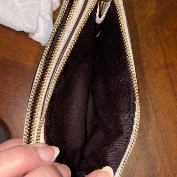 Coach  double zip wristlet  wallet coated canvas  tan/cream, monogram print  GUC - Picture 10 of 12